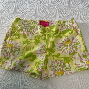 Super cute! Lily Pulitzer shorts.  Sz 4 in Excellent condition!